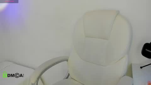 Snapshot of ghostmila chatting on May 2026 01:06:01 PM Milaa online show from May 2026 01:06:01 PM