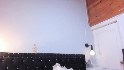 Allison  online show from February 2026 08:21:01 PM