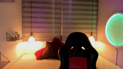 Snapshot of ghosty_doll chatting on May 2026 01:16:01 PM Allison online show from May 2026 01:16:01 PM