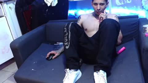 ghxstface23 online show from April 2026 10:32:02 AM