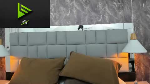 gia_bell online show from August 2026 07:05:01 PM