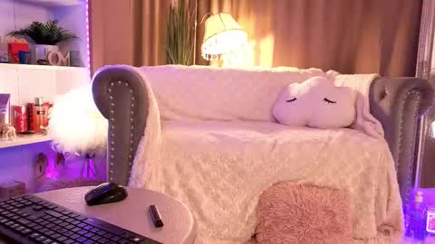 Bianca online show from December 2025 04:13:01 PM