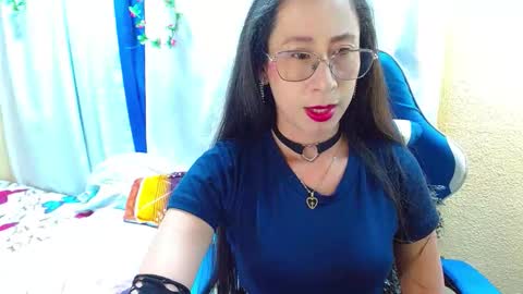 Gia  online show from October 2025 08:53:02 PM