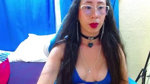 Snapshot of gia_leinn chatting on June 2026 11:00:01 PM Gia online show from June 2026 11:00:01 PM
