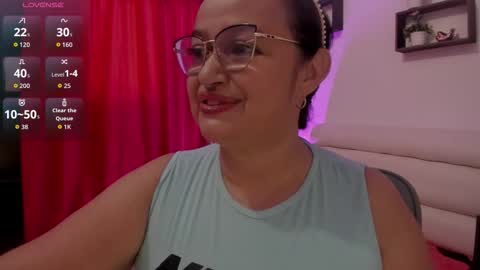 nahomi online show from October 2025 04:13:01 PM