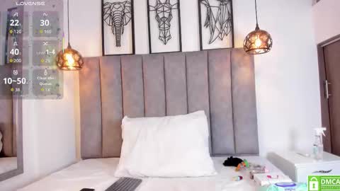 Snapshot of gia_scott chatting on September 2025 12:17:02 PM Darlliny online show from September 2025 12:17:02 PM