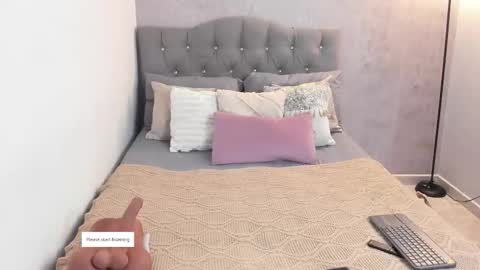 Gia online show from February 2026 04:03:02 PM