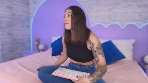 Gia online show from January 2026 07:41:02 PM