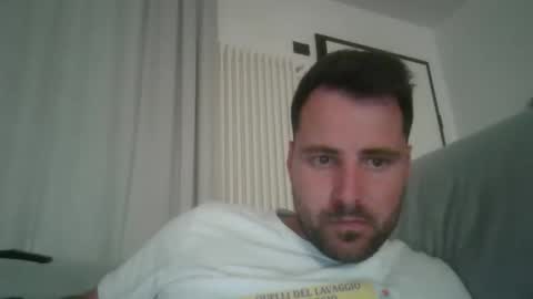 Snapshot of giacomo9669 chatting on May 2026 05:42:04 PM giacomo9669 online show from May 2026 05:42:04 PM