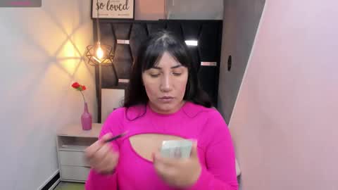 G I A  FOX online show from November 2025 01:45:01 PM