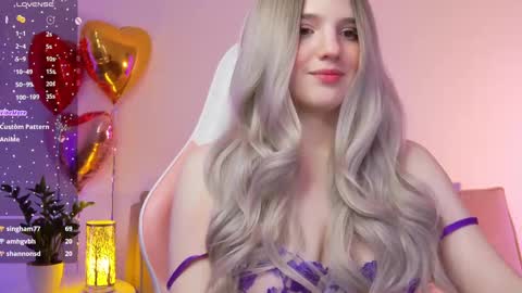 Snapshot of giannagem chatting on February 2025 12:19:01 AM Roxy online show from February 2025 12:19:01 AM