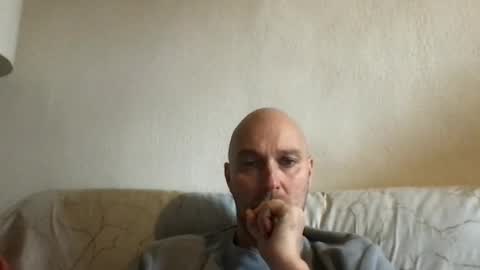 giannipaciotti online show from April 2026 01:23:01 PM