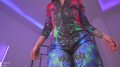 80 off in my OF gigipriv  online show from December 2024 12:07:02 AM