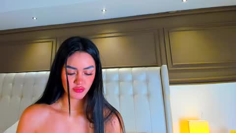 Snapshot of gigi_wilden chatting on April 2026 11:22:02 AM gigi wilden online show from April 2026 11:22:02 AM