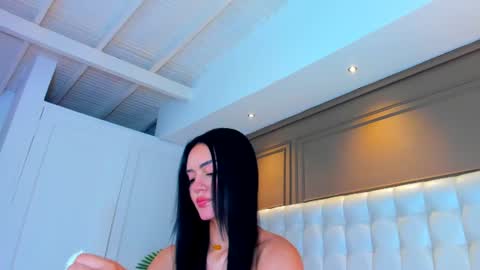 Snapshot of gigi_wilden chatting on June 2026 11:15:01 AM gigi wilden online show from June 2026 11:15:01 AM