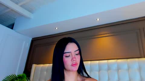 Snapshot of gigi_wilden chatting on June 2026 11:14:02 AM gigi wilden online show from June 2026 11:14:02 AM