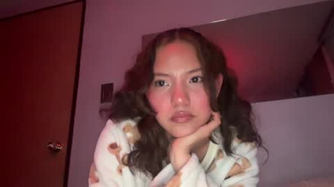 Snapshot of gigifelim chatting on June 2026 06:48:02 AM Gigi3 online show from June 2026 06:48:02 AM
