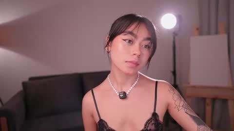 Snapshot of gigilee_ chatting on July 2026 12:35:02 AM GIGI online show from July 2026 12:35:02 AM