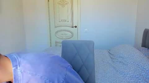 gilbertogonzales online show from September 2025 06:35:02 AM