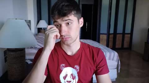 gilbertogonzales online show from November 2025 01:37:01 AM