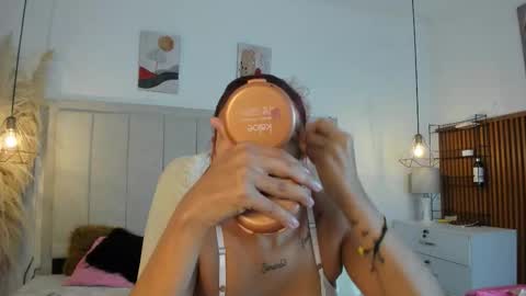 Snapshot of gimenalara chatting on February 2026 12:38:02 PM Gimena online show from February 2026 12:38:02 PM