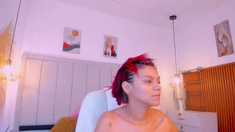 Snapshot of gimenalara chatting on February 2026 01:00:02 PM Gimena online show from February 2026 01:00:02 PM