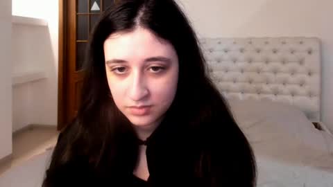 Kate online show from February 2025 09:56:01 AM