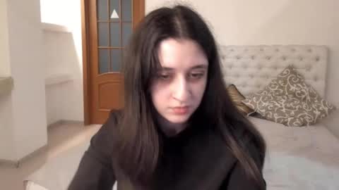 Kate online show from February 2025 01:25:02 PM