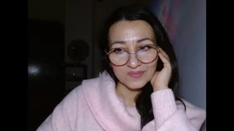 GinaONeon online show from January 2025 11:00:01 PM