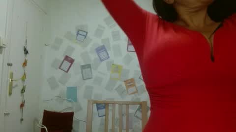 Snapshot of ginaoneon chatting on May 2026 10:11:01 AM GinaONeon online show from May 2026 10:11:01 AM