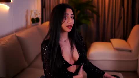 Gina online show from February 2025 07:52:02 PM