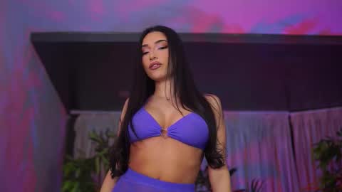 Gina online show from January 2026 07:39:01 PM