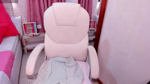 Ginebra Ness online show from December 2024 05:16:02 AM