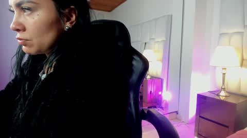 Ginebra Ness online show from January 2025 12:07:01 PM