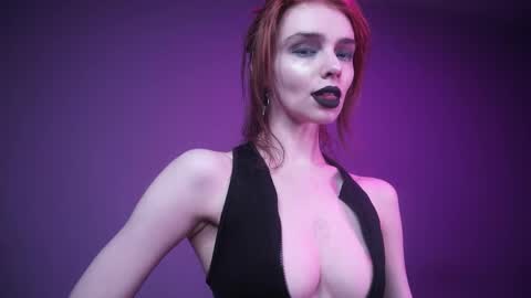 Snapshot of ginger_hugs chatting on May 2026 10:18:02 PM im expecting 350 thumbs up on my altar online show from May 2026 10:18:02 PM