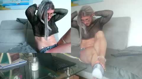Snapshot of gingerpink1911 chatting on July 2026 10:11:01 AM GingerPink online show from July 2026 10:11:01 AM