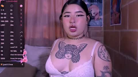 ginmeowuwu online show from December 2025 02:59:02 PM