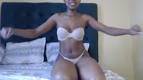 Snapshot of giorgio_armani_ chatting on November 2025 10:50:02 AM Giorgio online show from November 2025 10:50:02 AM