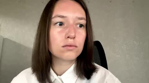 Melisa online show from May 2026 01:02:02 AM