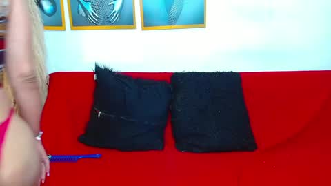 Gipsy online show from February 2025 06:35:02 PM