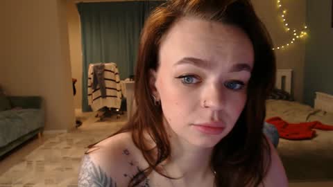 Snapshot of girl_happiness chatting on December 2024 02:16:02 PM Secret online show from December 2024 02:16:02 PM