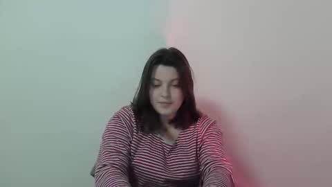 Snapshot of girl_leya chatting on October 2025 06:57:02 PM girl_leya online show from October 2025 06:57:02 PM