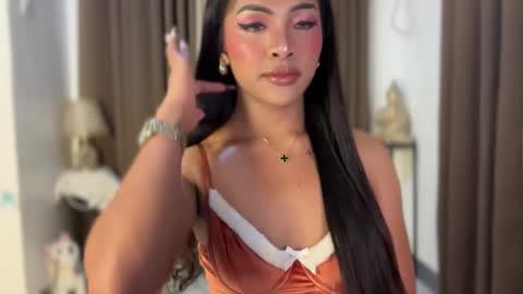 queen ronna online show from February 2026 04:16:02 PM