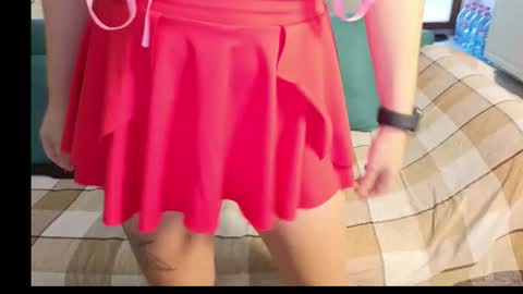 Girlfriend online show from October 2025 01:12:01 PM