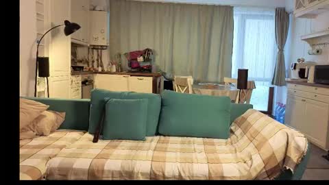 Snapshot of girlfrend10 chatting on February 2026 03:10:01 PM Girlfriend online show from February 2026 03:10:01 PM