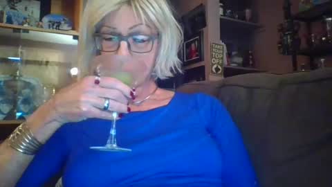 Girlinrock online show from April 2026 01:07:01 AM