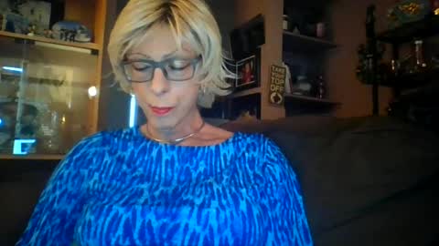Girlinrock online show from June 2026 01:05:02 AM