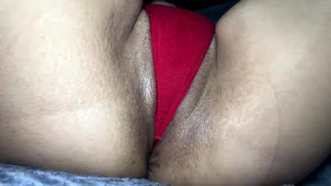 Snapshot of girlnxtdoorxx77 chatting on January 2025 05:10:01 AM Mami Rica online show from January 2025 05:10:01 AM