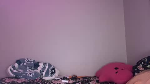 Snapshot of girlofurdreamsxxxxox chatting on November 2025 02:21:02 PM Camille online show from November 2025 02:21:02 PM