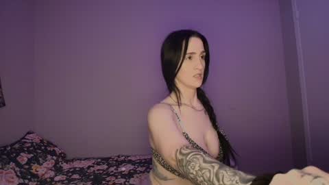 Snapshot of girlofurdreamsxxxxox chatting on June 2026 09:28:02 PM Camille online show from June 2026 09:28:02 PM